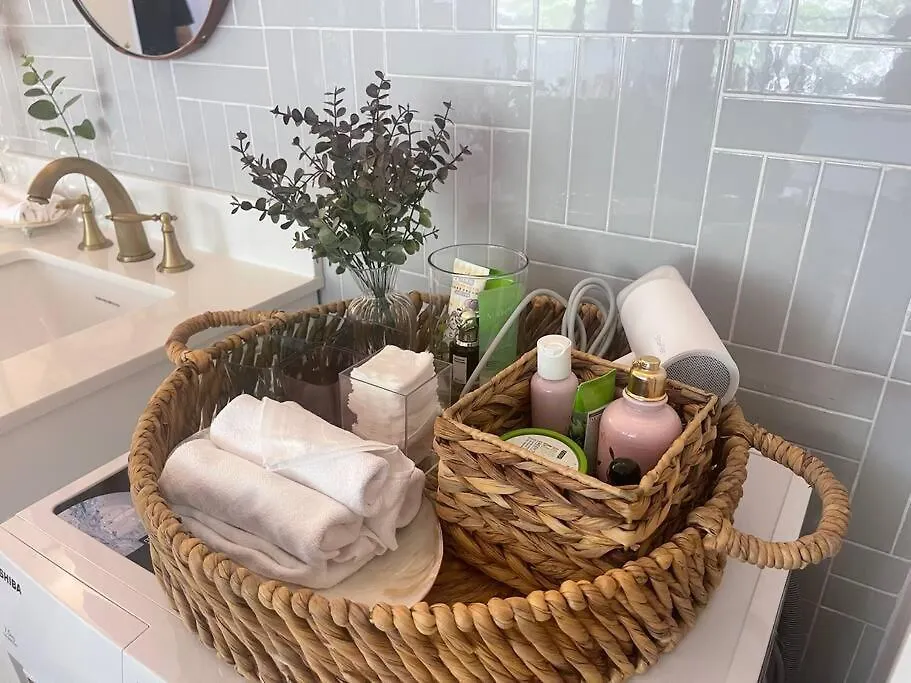 Holi Cheerful Pool Villa 나트랑