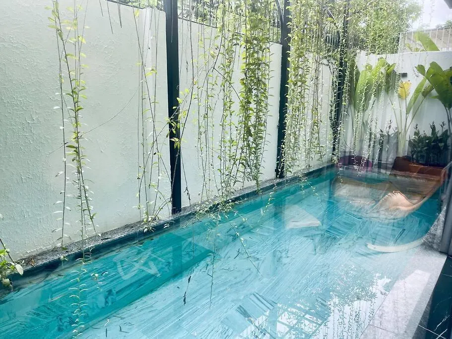 Holi Cheerful Pool Villa 나트랑