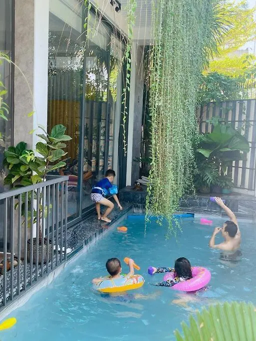 Holi Cheerful Pool Villa 나트랑 0*,  베트남