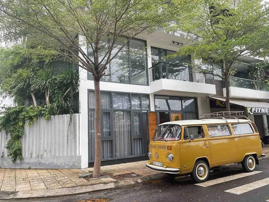 Holi Cheerful Pool Villa 나트랑