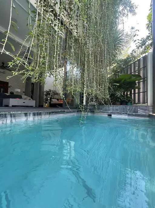 Holi Cheerful Pool Villa 나트랑