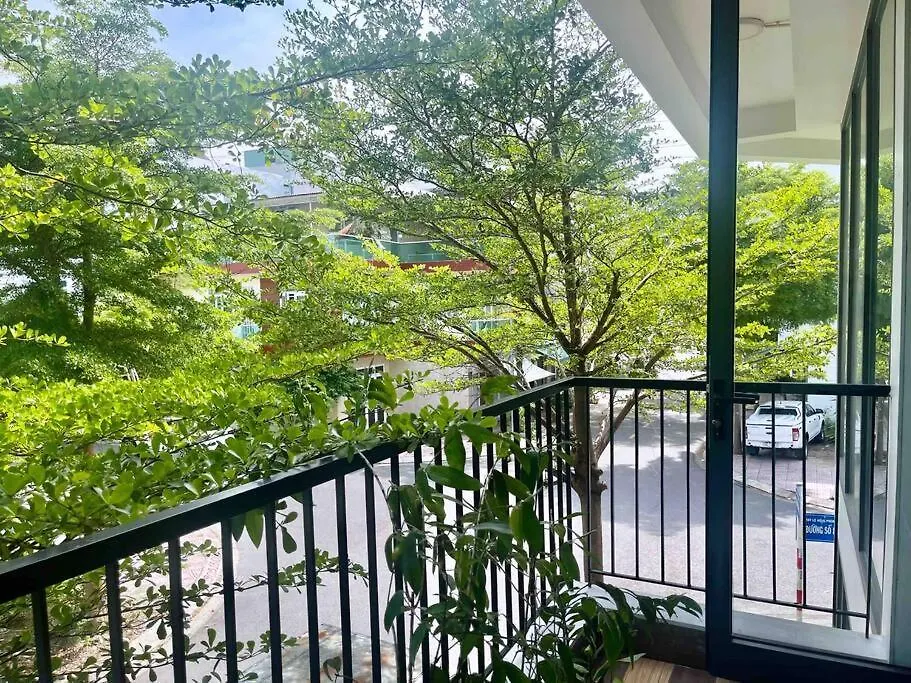 Holi Cheerful Pool Villa 나트랑