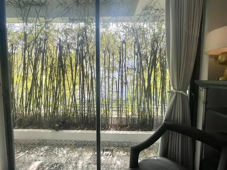 Holi Cheerful Pool Villa 나트랑