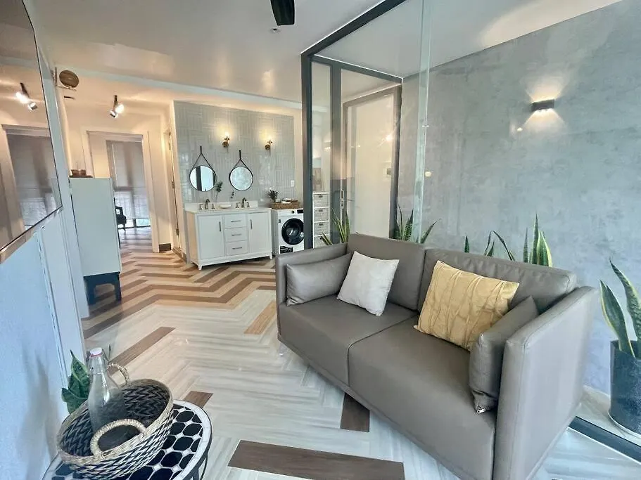 Holi Cheerful Pool Villa Nha Trang 0*,